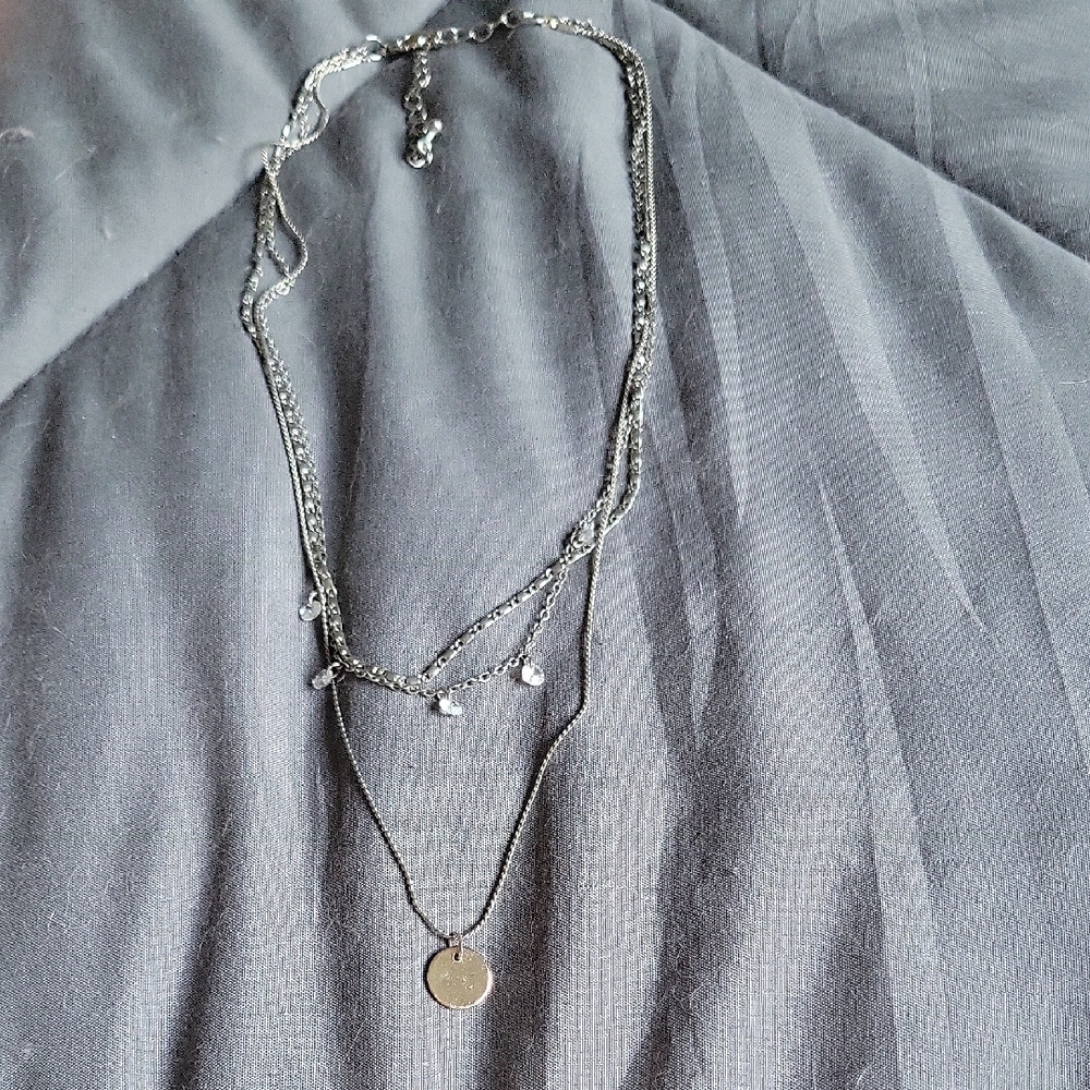 Minimalist Silver Coloured Necklace with Geometric Design